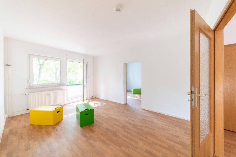 2-RWE in beliebter Lage mit Balkon, 6124 Halle (Saale) (Saaleaue Südliche Neustadt Westliche Neustadt)