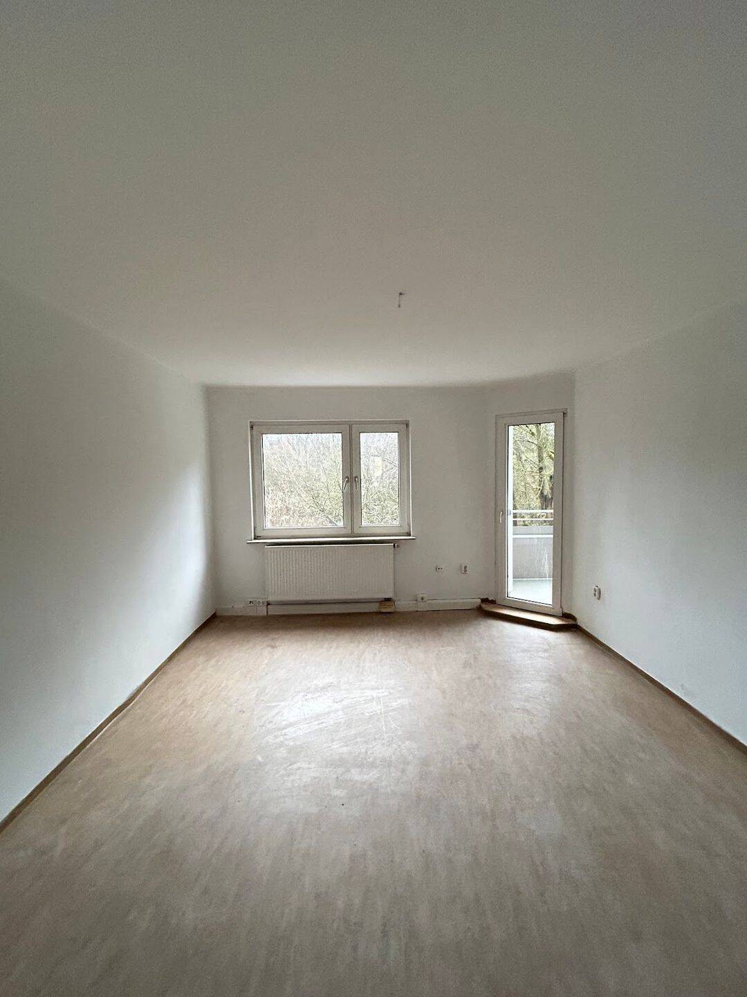 Freundliche 3-Zimmer-Wohnung mit Balkon in Eschwege-Heuberg, 37269 Eschwege