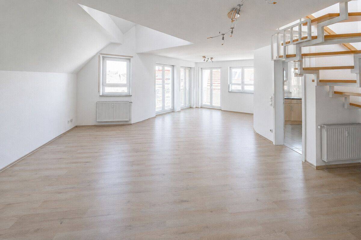 Hier ist Platz für Modernes und elegantes Wohnen in der Kur- und Bäderstadt – mit Türmchen, 78073 Bad Dürrheim