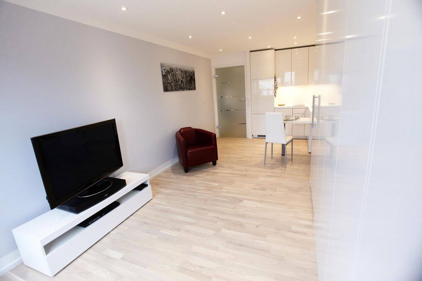 Schwabing, 1 Zimmer, 6. Stock, 32 qm – modern, ruhig & zentral, 80804 München (Schwabing-Freimann Schwabing-West)