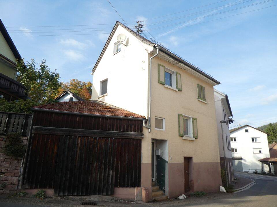 Gemütliches Zuhause mit modernisiertem Charme in zentraler Lage von Schönau!, 69250 Schönau
