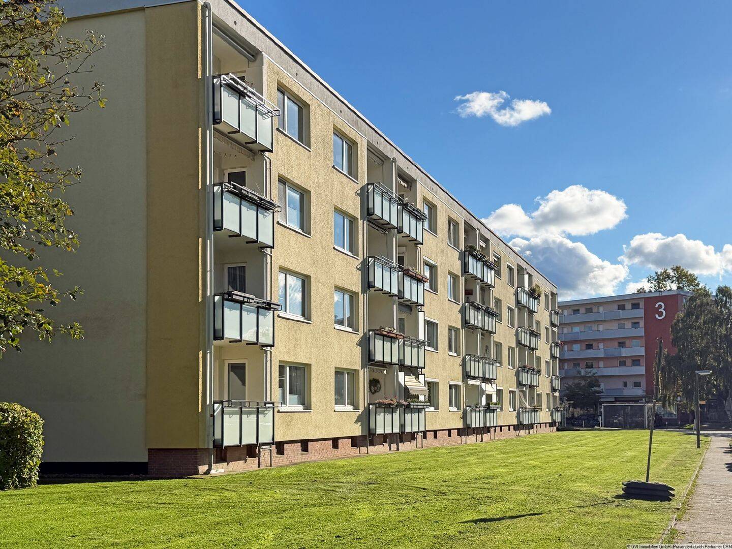 Erster Stock, erste Wahl: 2,5 Zimmer zum Wohlfühlen, 24107 Kiel (Suchsdorf)