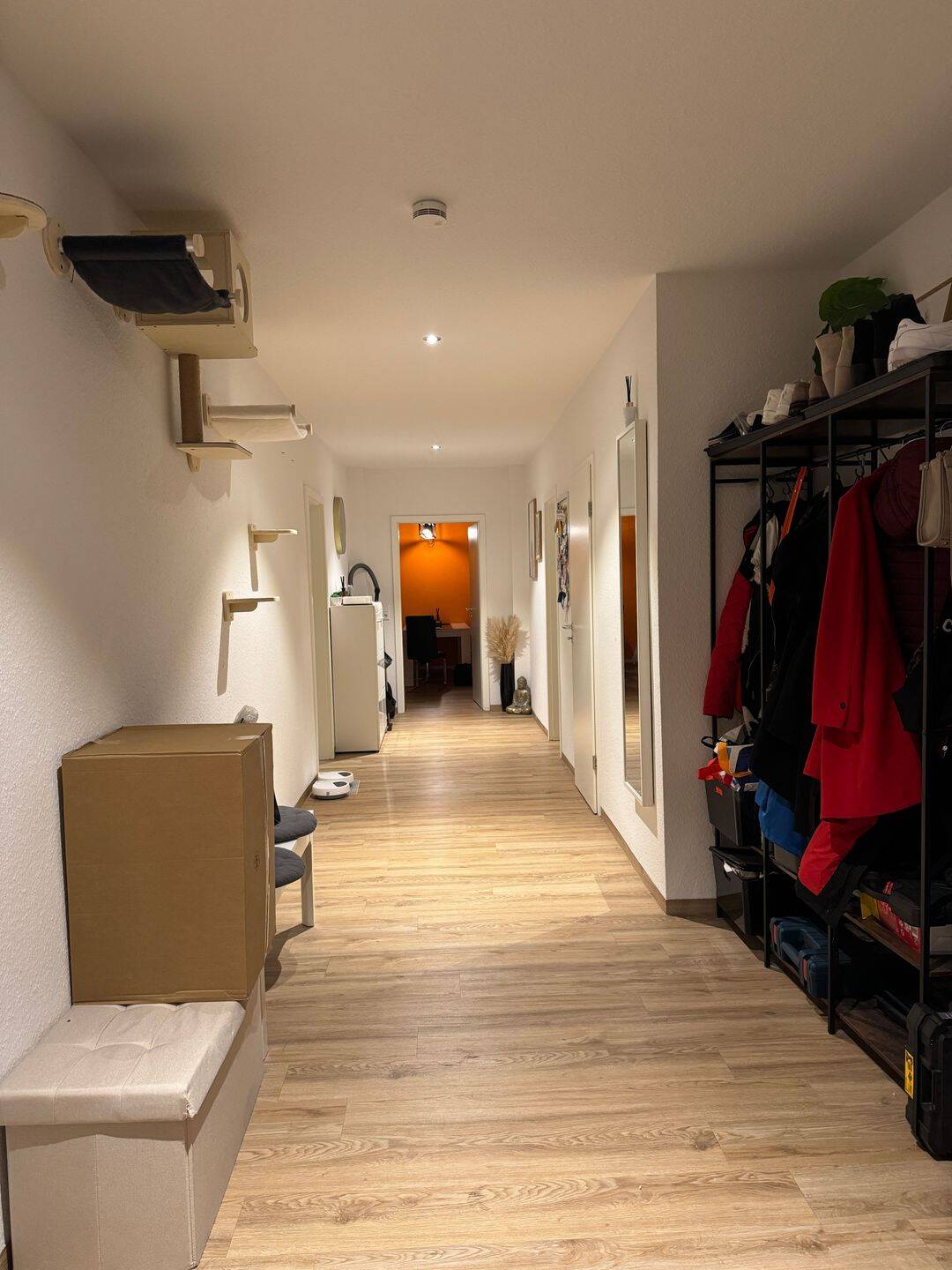 Lichtdurchflutete und durchgehend renovierte 4-Zimmerwohnung in VS-Schwenningen, 78054 Villingen-Schwenningen