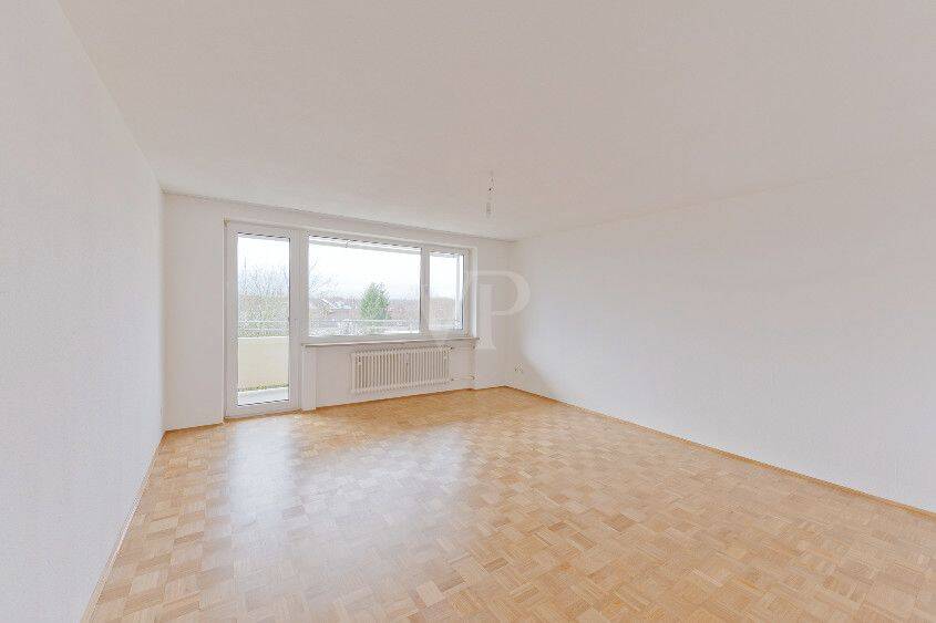 Vermietete, gepflegte 2-Zimmer-Wohnung mit zwei Balkonen und Tiefgaragenstellplatz, 85737 Ismaning