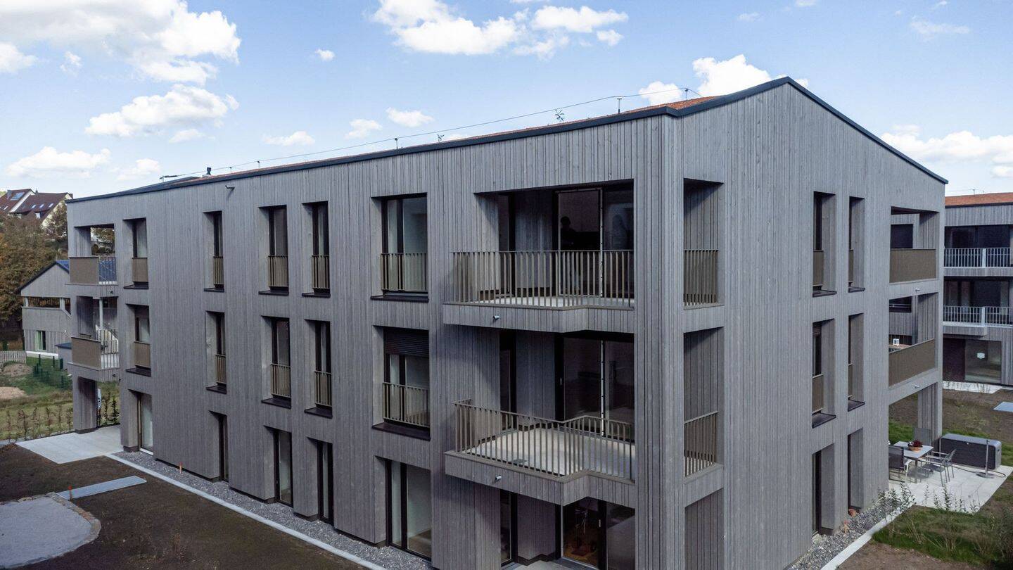Erstbezug 2026 | Gechingen | 4-Zi. oberste Etage | Balkon & Weitblick | Aufzug | 2 TG-Plätze, 75391 Gechingen