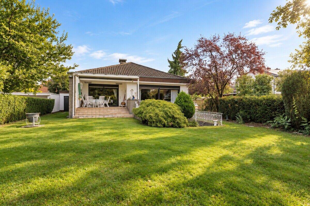 Ihr privates Wellnessparadies – außergewöhnlicher Bungalow mit Pool, Sauna und Garten, 76189 Karlsruhe (Daxlanden Grünwinkel Knielingen Mühlburg Oberreut)