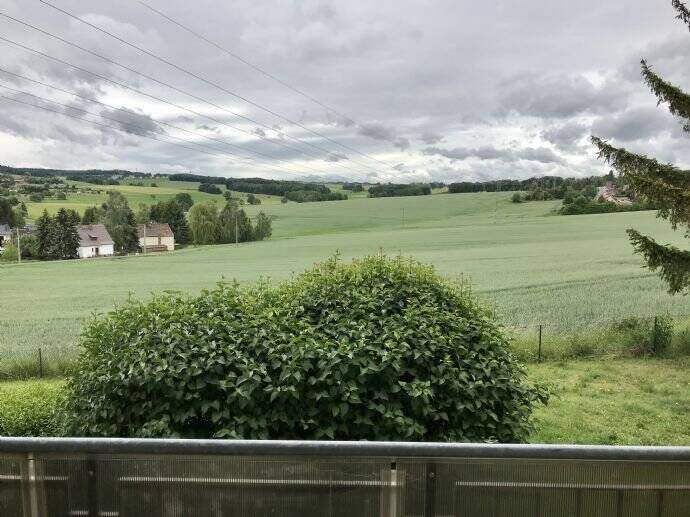 Gemütlich Wohnen mit Blick ins Grüne und Balkon in Zwickau Rottmannsdorf, 8064 Zwickau