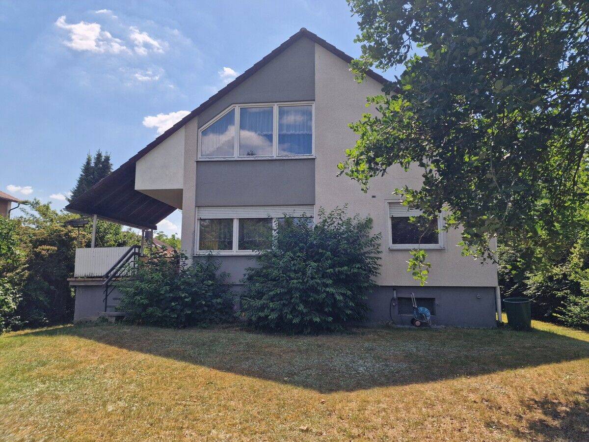 Haus mit sehr viel Platz Wohnen und Arbeiten am grünen Stadtrand + Eine Renovierung lohnt sich +, 93158 Teublitz