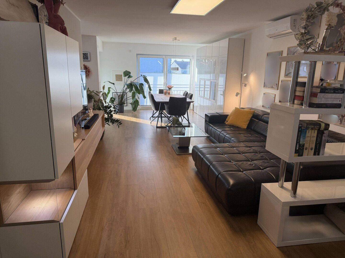 Neuwertige 3-Zimmer-Wohnung (Bj. 2021) mit 15 m² Balkon, Klimaanlage & TG-Stellplatz, 47239 Duisburg (Rumeln-Kaldenhausen)