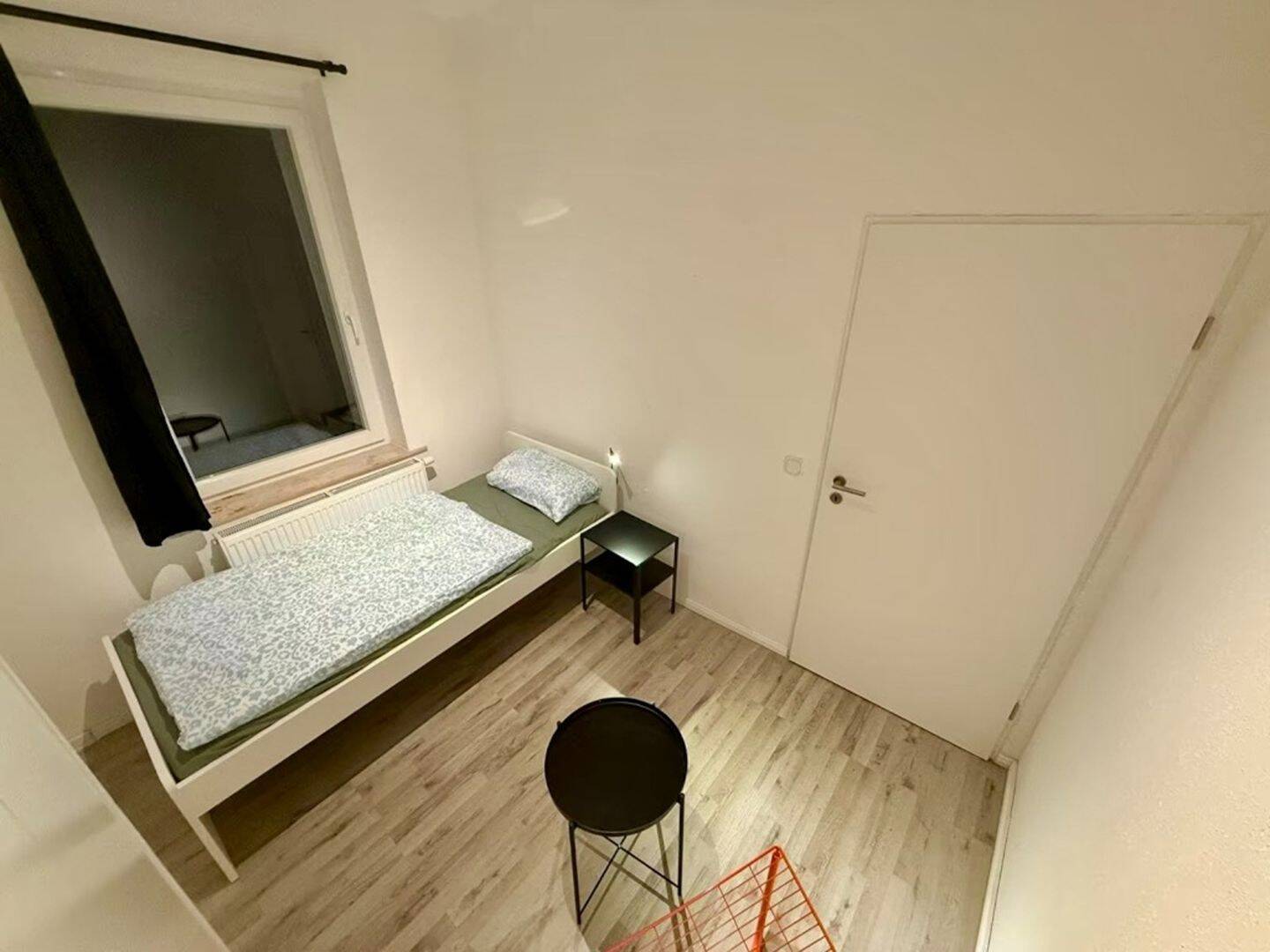 Bedroom Studio Apartment (35 qm) – Komplett Möbliert, 47798 Krefeld (Cracau Dießem/Lehmheide Inrath/Kliedbruch Kempener Feld/Baakeshof Stadtmitte)