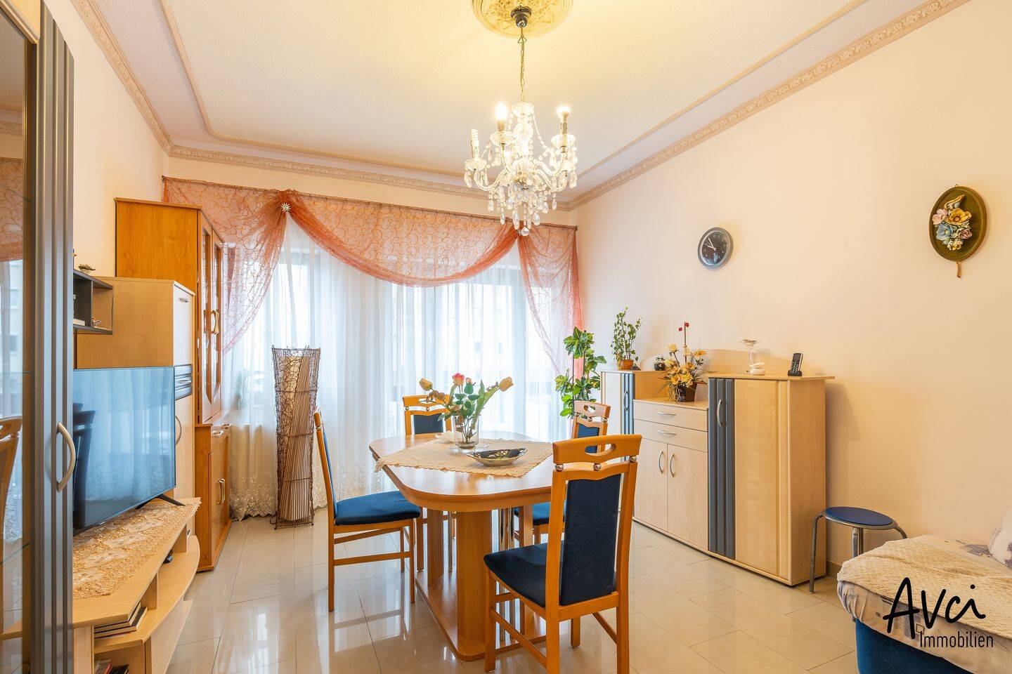 Grenznahe 2-Zimmer-Wohnung mit Westbalkon in Lörrach-Stetten, 79540 Lörrach