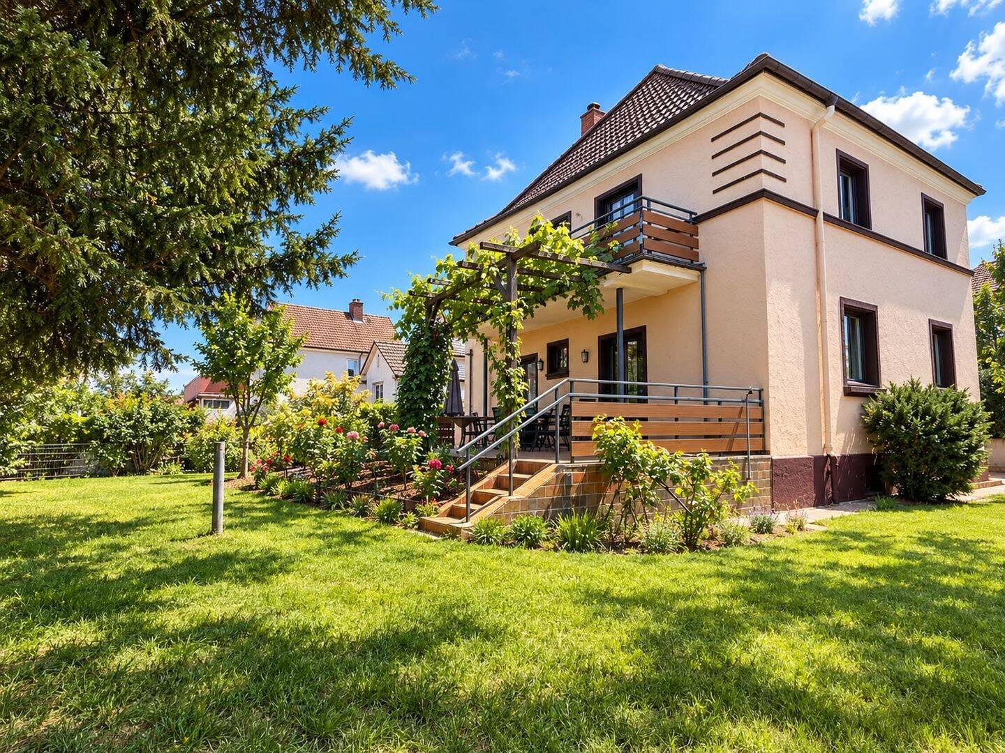 Freistehendes EInfamilienhaus mit großem Garten auf 605 m² Grundstück in Limburgerhof, 67117 Limburgerhof