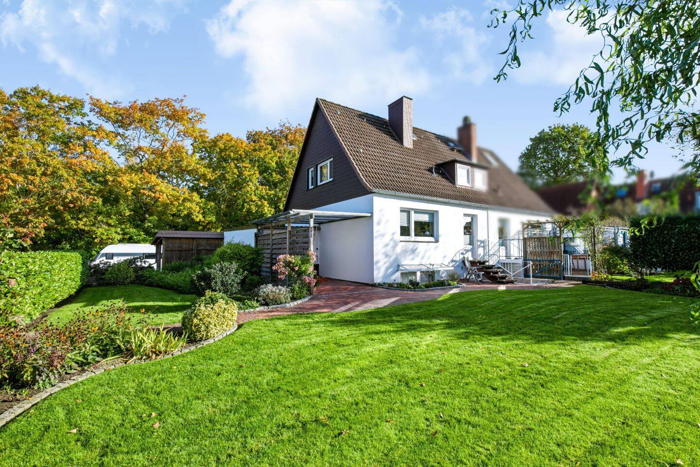Ihr Einstieg ins Eigenheim: DHH mit großem Garten in Kiel-Suchsdorf, 24107 Kiel (Suchsdorf)