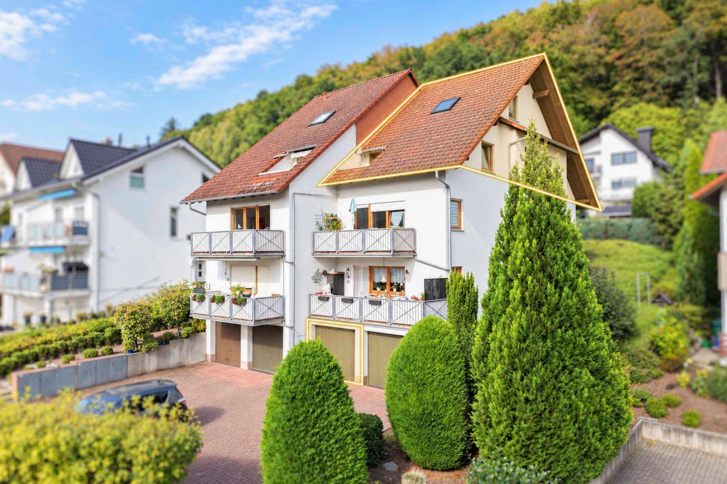 Viel Platz auf zwei Ebenen – 4-Zimmer-Maisonette mit Balkon, Garage & Keller in Gelnhausen-Haitz, 63571 Gelnhausen