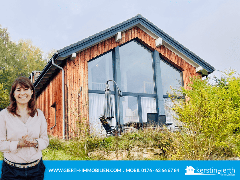 Mit Erstwohnsitz: Großzügiger Bungalow mit Galerie im Feriendorf Obernsees, 95490 Mistelgau