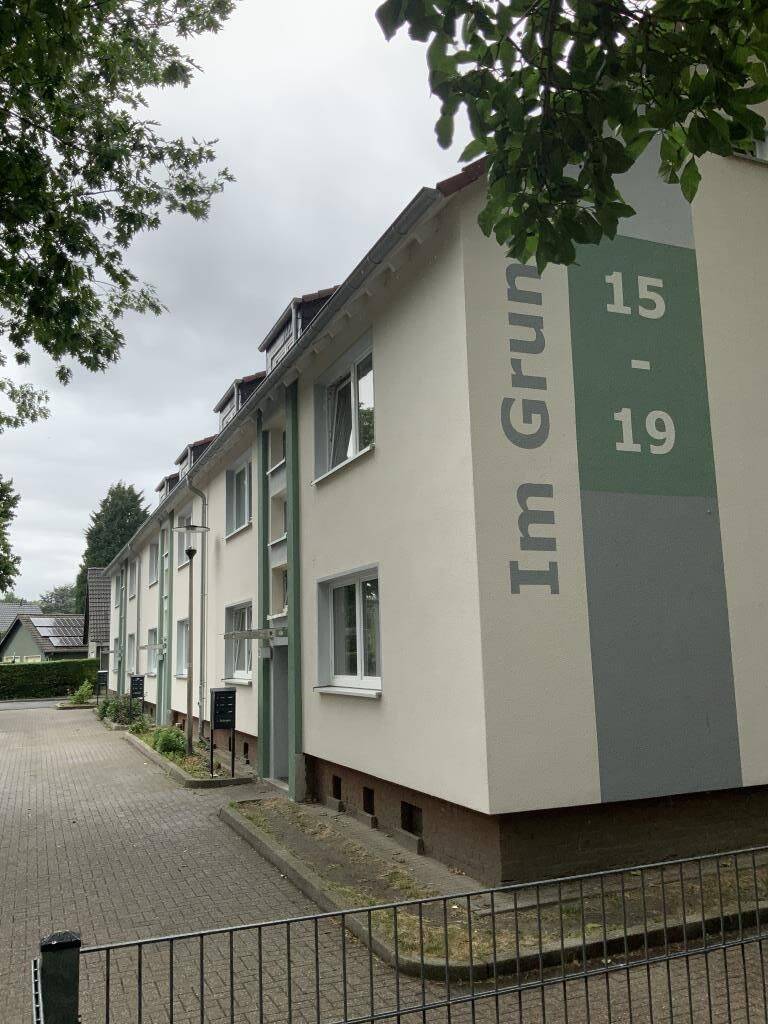 4-Zimmer-Wohnung in Kamen Mitte – Balkon – Laminat neu – Bad mit Fenster, 59174 Kamen