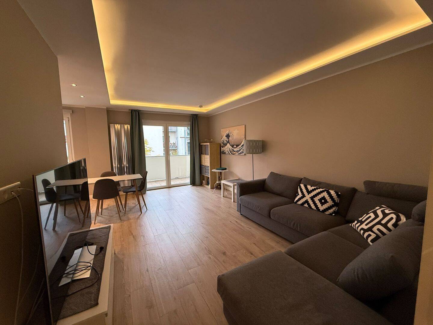 fully furnished apartment with balcony in Mitte, 10119 Berlin (Mitte Prenzlauer Berg)