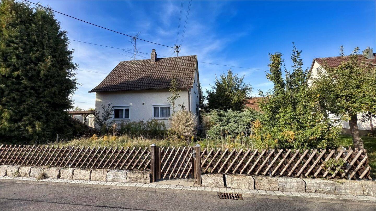Abrisshaus: Tolle Lage – schönes Grundstück, 88499 Altheim