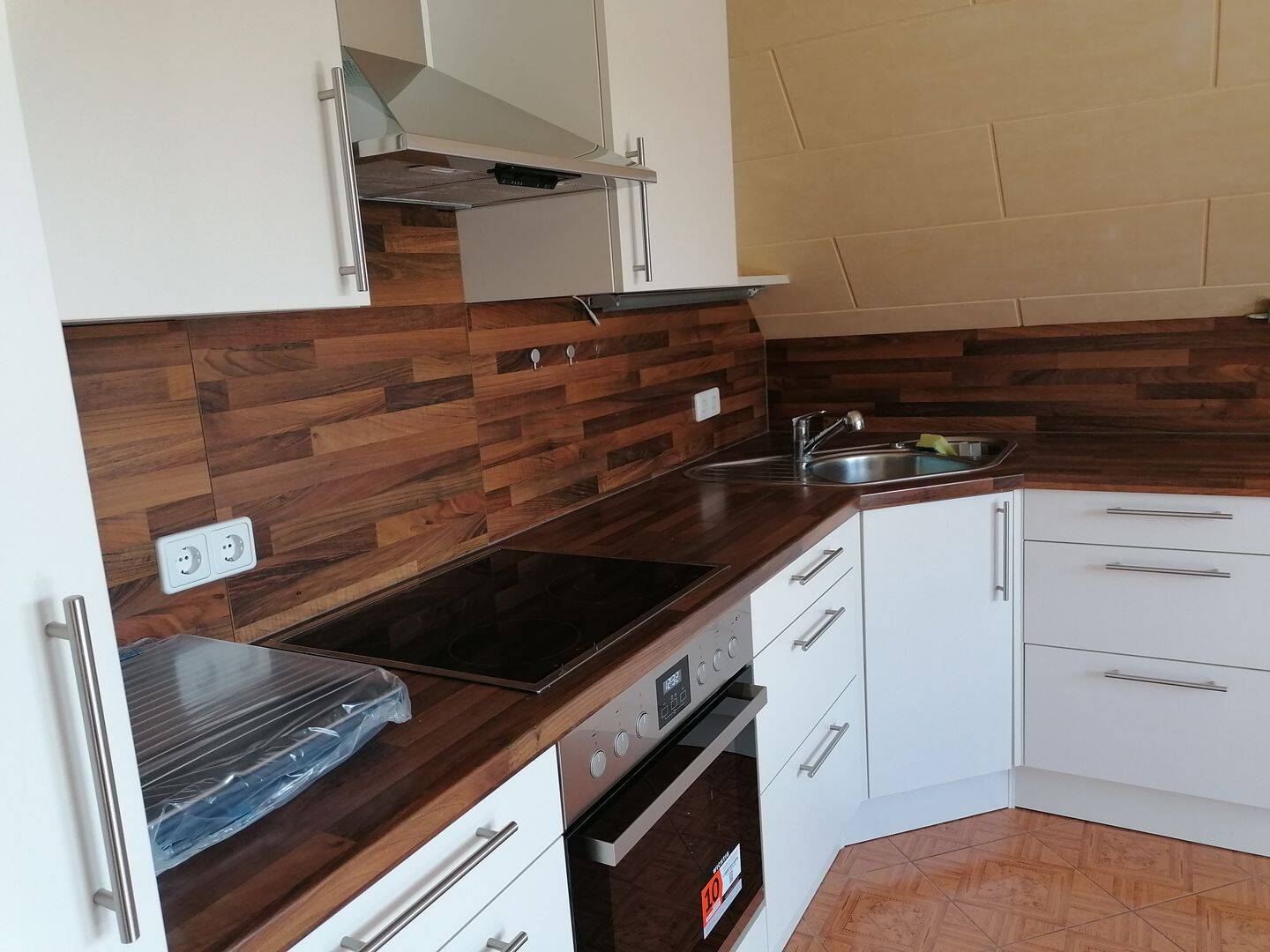 4 Zimmer DG Wohnung  in Lehrberg, 91611 Lehrberg