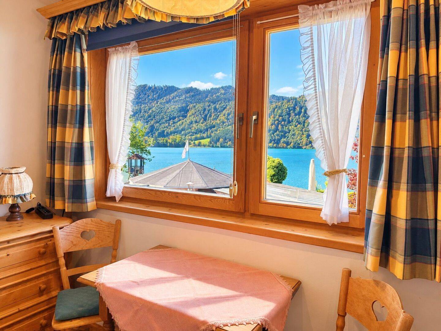Ruhige 1-Zimmer-Wohnung auf Zeit direkt am Schliersee, 83727 Schliersee