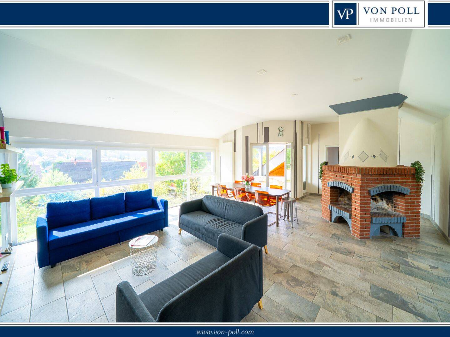 Viel Wohnraum | 4-Zi. | Dachgeschoss | Balkon mit Weitblick & Kamin | 2 Stellplätze | Sackgassenlage, 78086 Brigachtal