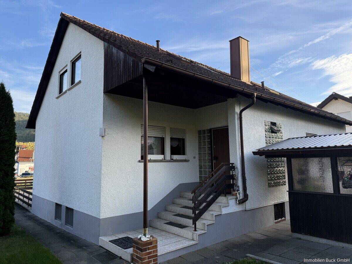 Großes Einfamilienhaus für die ganze Familie – Erfüllen Sie sich ihren Wunsch vom Eigenheim!, 73326 Deggingen