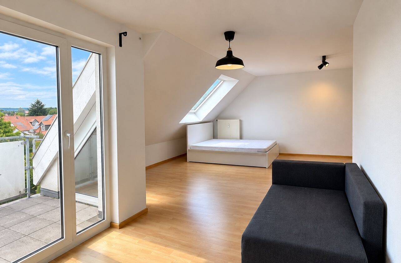 1-Zimmer-Apartment in Uninähe – neue
Küche, Loggia & TG, 95448 Bayreuth