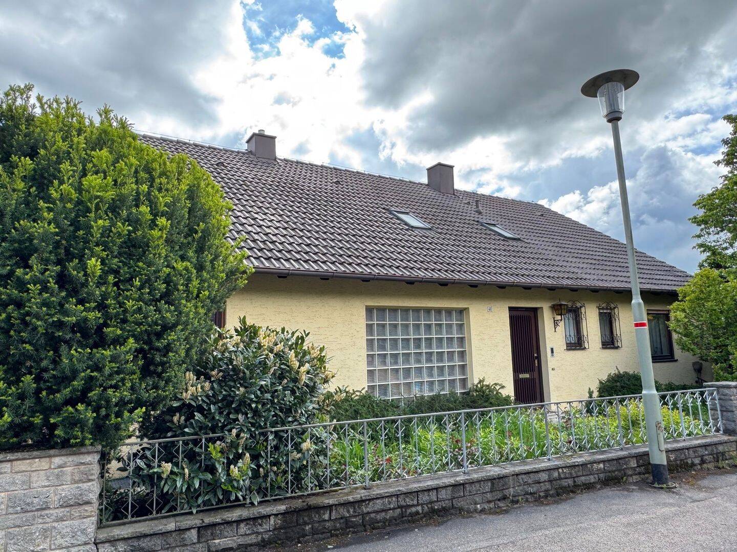 ACHTUNG PREISSENKUNG!! Gepflegtes 2 bis 3 Familienhaus in Feuchtwangen, 91555 Feuchtwangen