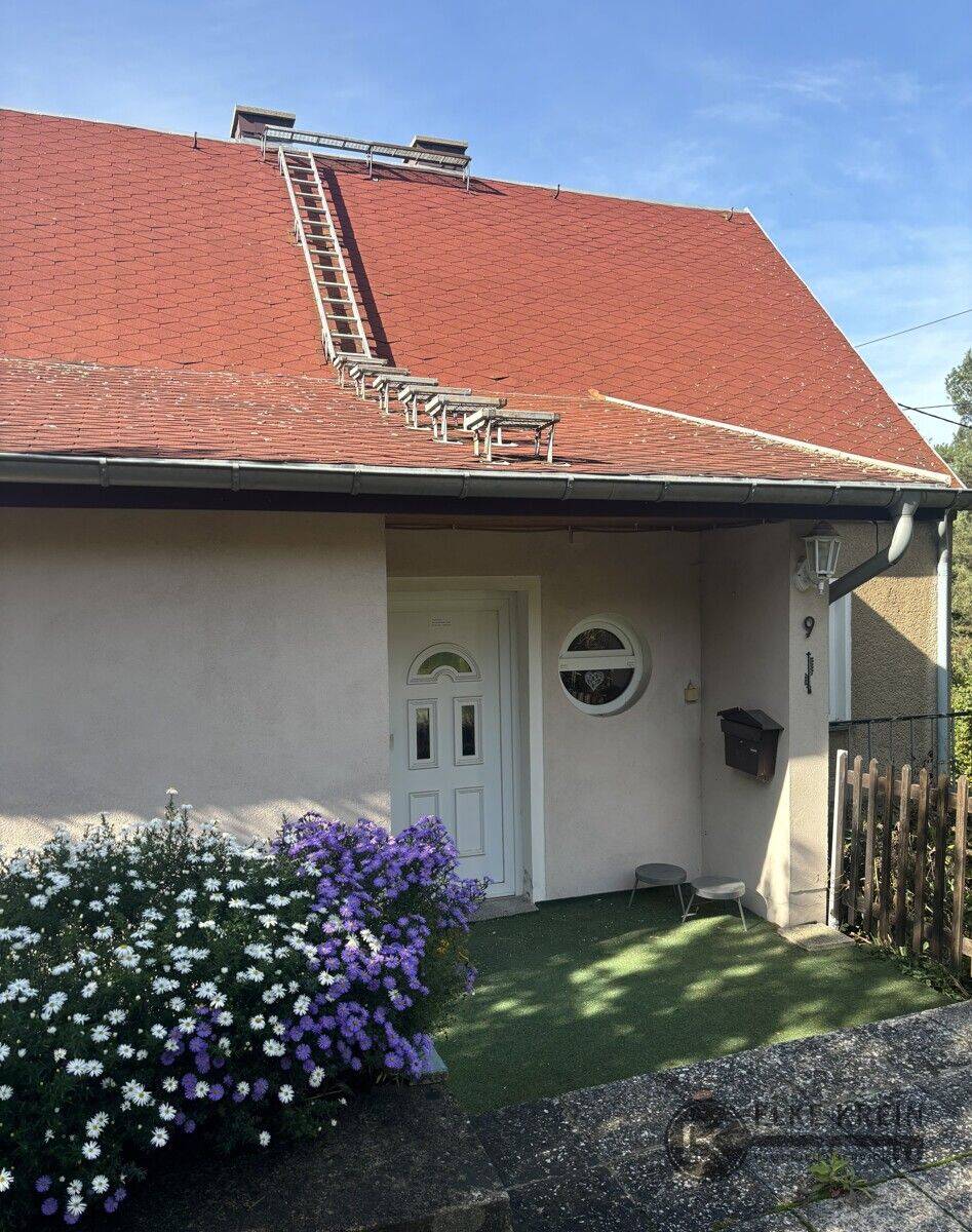 Ruhe, Weitblick & viel Potenzial! Gepflegtes Einfamilienhaus in idyllischer Lage bei Freiberg, 9599 Freiberg