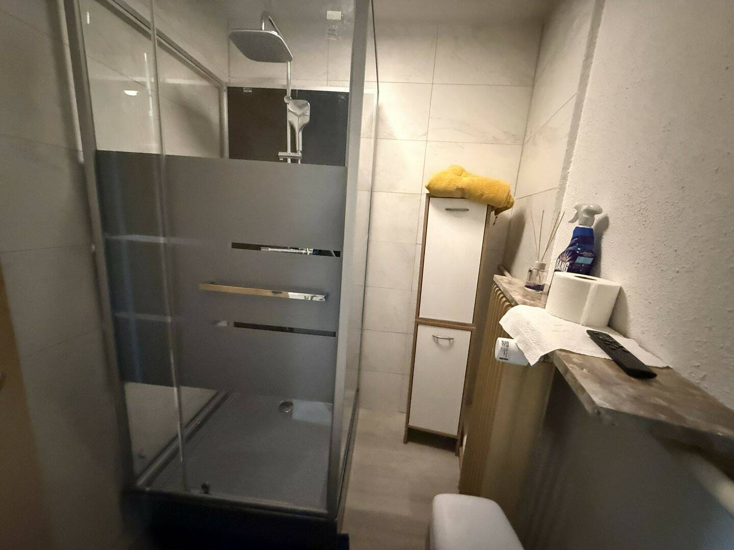 Einladendes Einfamilienhaus mit großem Grundstück, Pool und moderner Ausstattung., 67319 Wattenheim