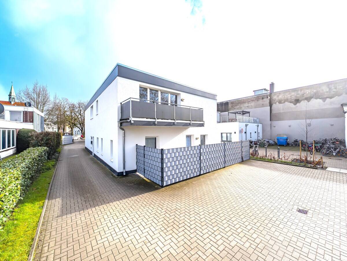 Modernisierte 4-Zimmer-Eigentumswohnung in City-Nähe mit hoher Rendite, 26135 Oldenburg (Oldb) (Kreyenbrück Krusenbusch Neuenwege Osternburg Tweelbäke)