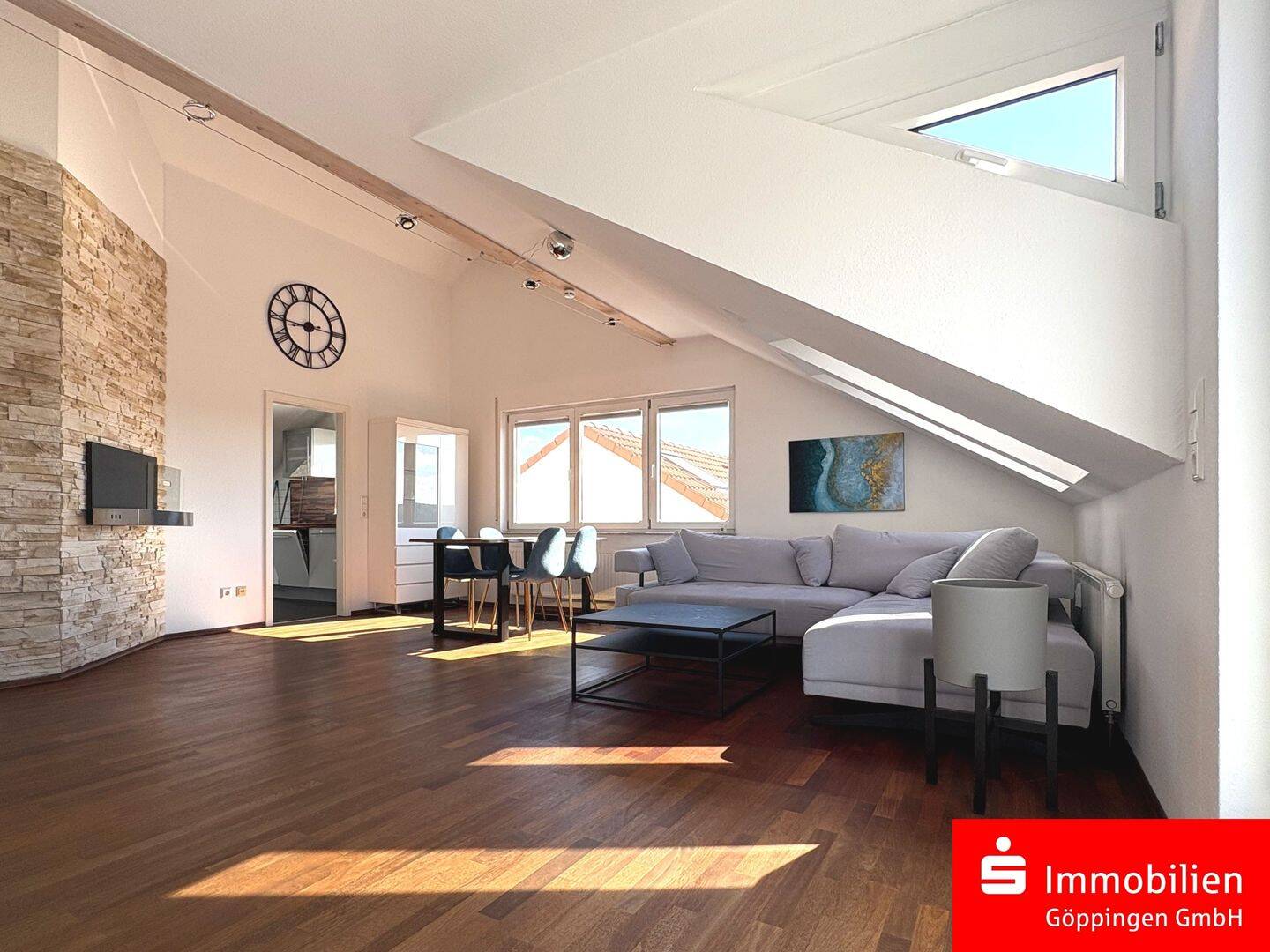 Elegantes Penthouse mit Aussicht, 73033 Göppingen