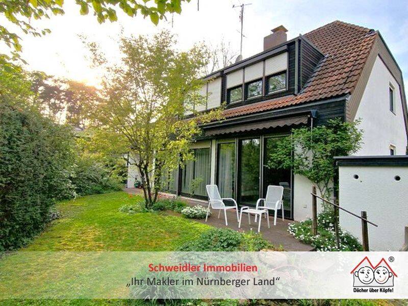 Wohnen und Arbeiten perfekt!
Haus mit ELW in toller Wohnlage von Behringersdorf, 90571 Schwaig b. Nürnberg