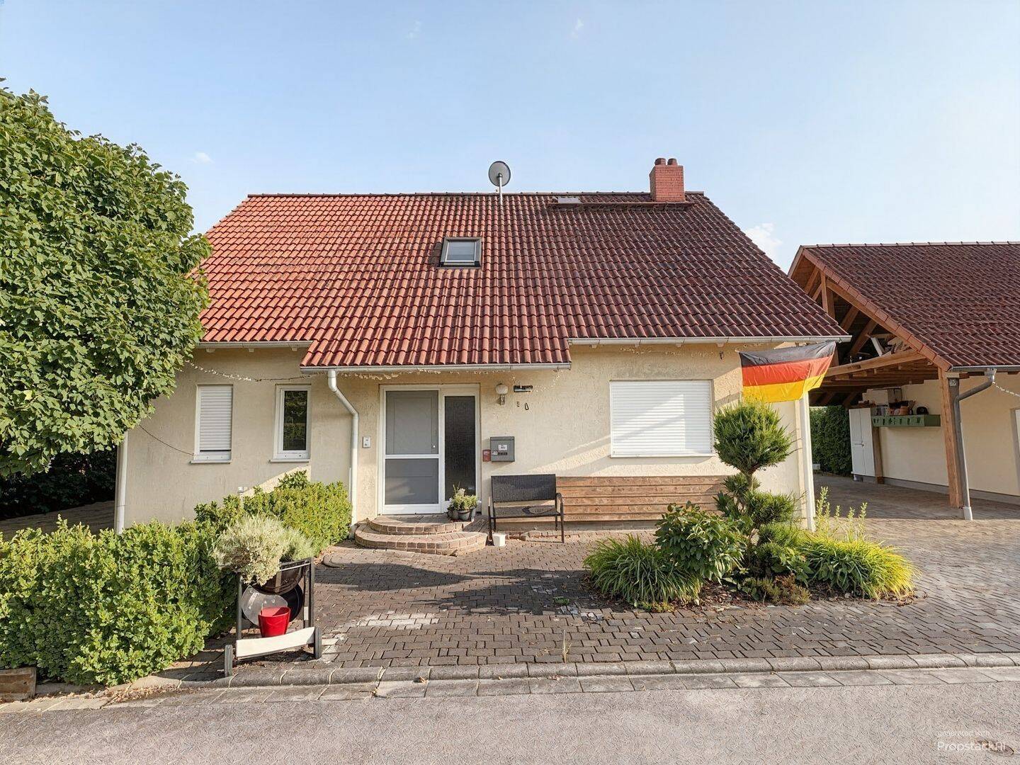 Freistehendes EFH auf großzügigem Grundstück zu verkaufen!, 91617 Oberdachstetten