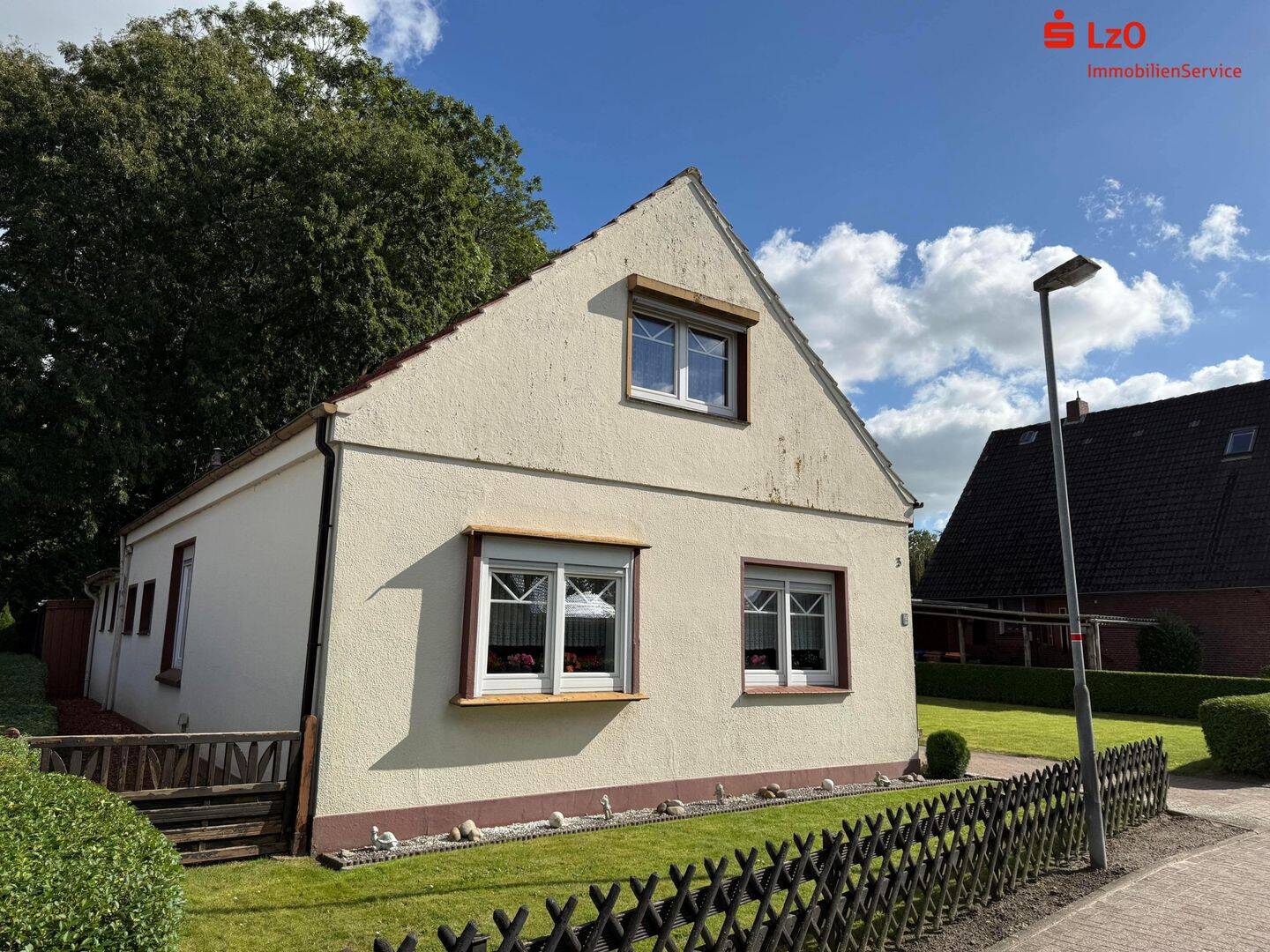 Ein Haus mit Charme und Potenzial – gestalten Sie Ihr neues Zuhause in Jever, 26441 Jever