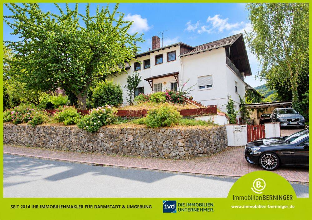 Wohnen im Grünen – großzügige 3-Zimmer-Dachgeschosswohnung mit zwei Balkonen und Gartenanteil, 64342 Seeheim-Jugenheim