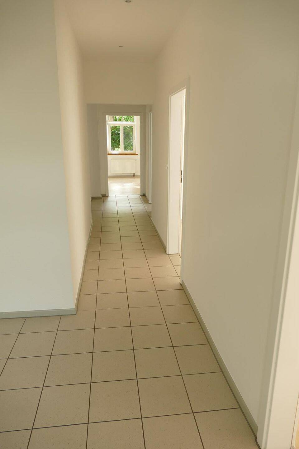 Helle, freundliche, renovierte 4,5-Zi-EG-Wohnung, 26127 Oldenburg (Oldb) (Alexandersfeld Bürgerfelde Nadorst)