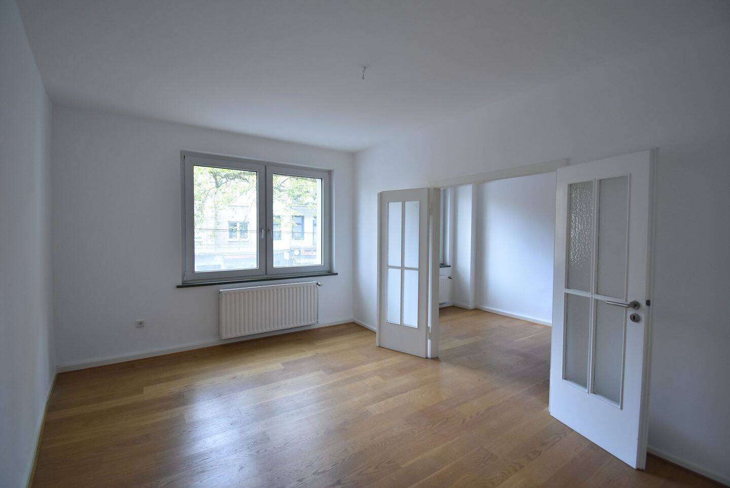 Mit neuer Gastherme! Provisionsfreie & renovierte 3-Zi-Whg mit Balkon, 40474 Düsseldorf (Golzheim Lohausen Pempelfort Stockum)
