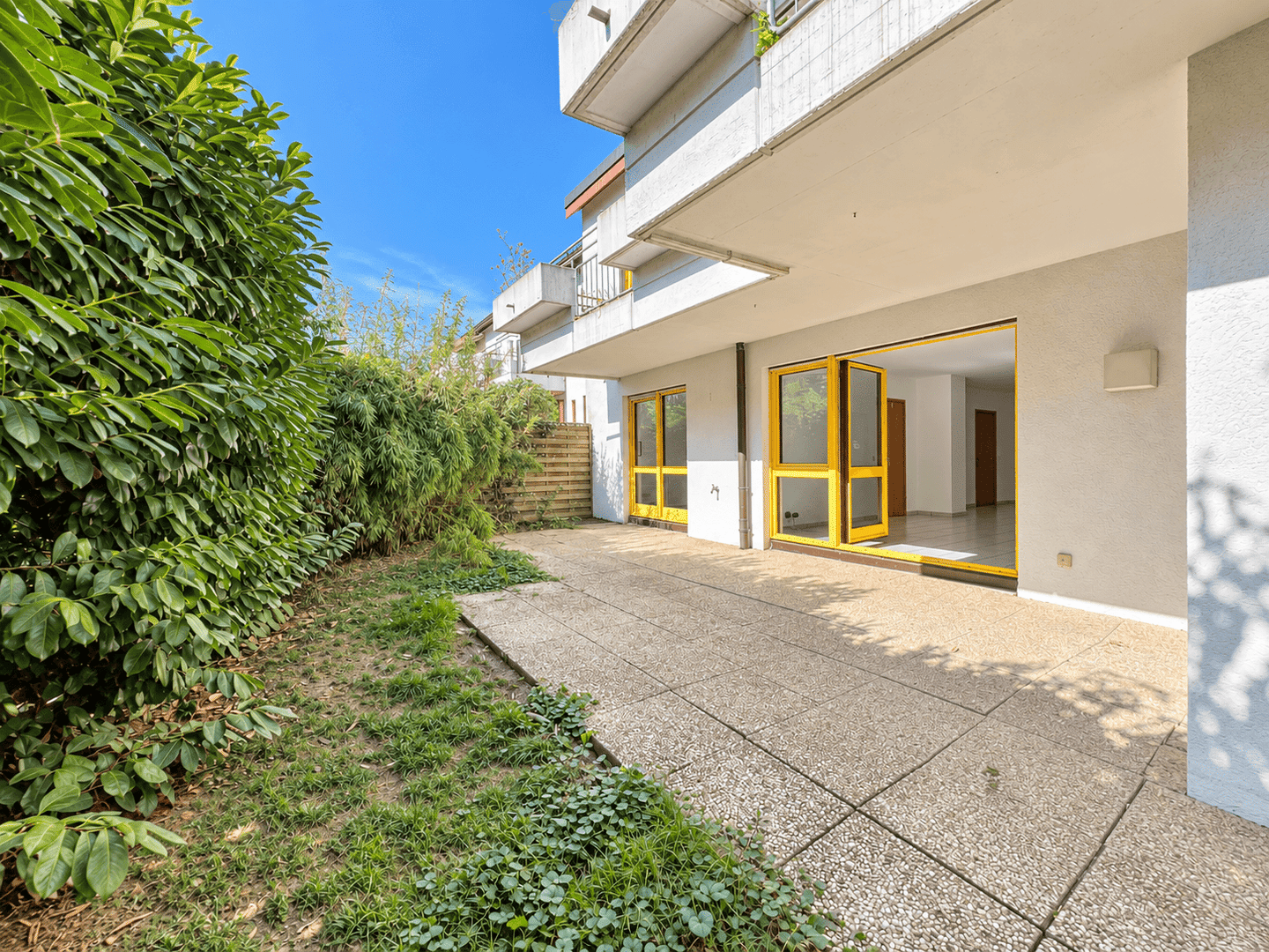 S-Riedenberg: Geräumige 2-Zimmer-Wohnung mit Terrasse in ruhiger Lage, 70619 Stuttgart (Heumaden Lederberg Riedenberg Sillenbuch)