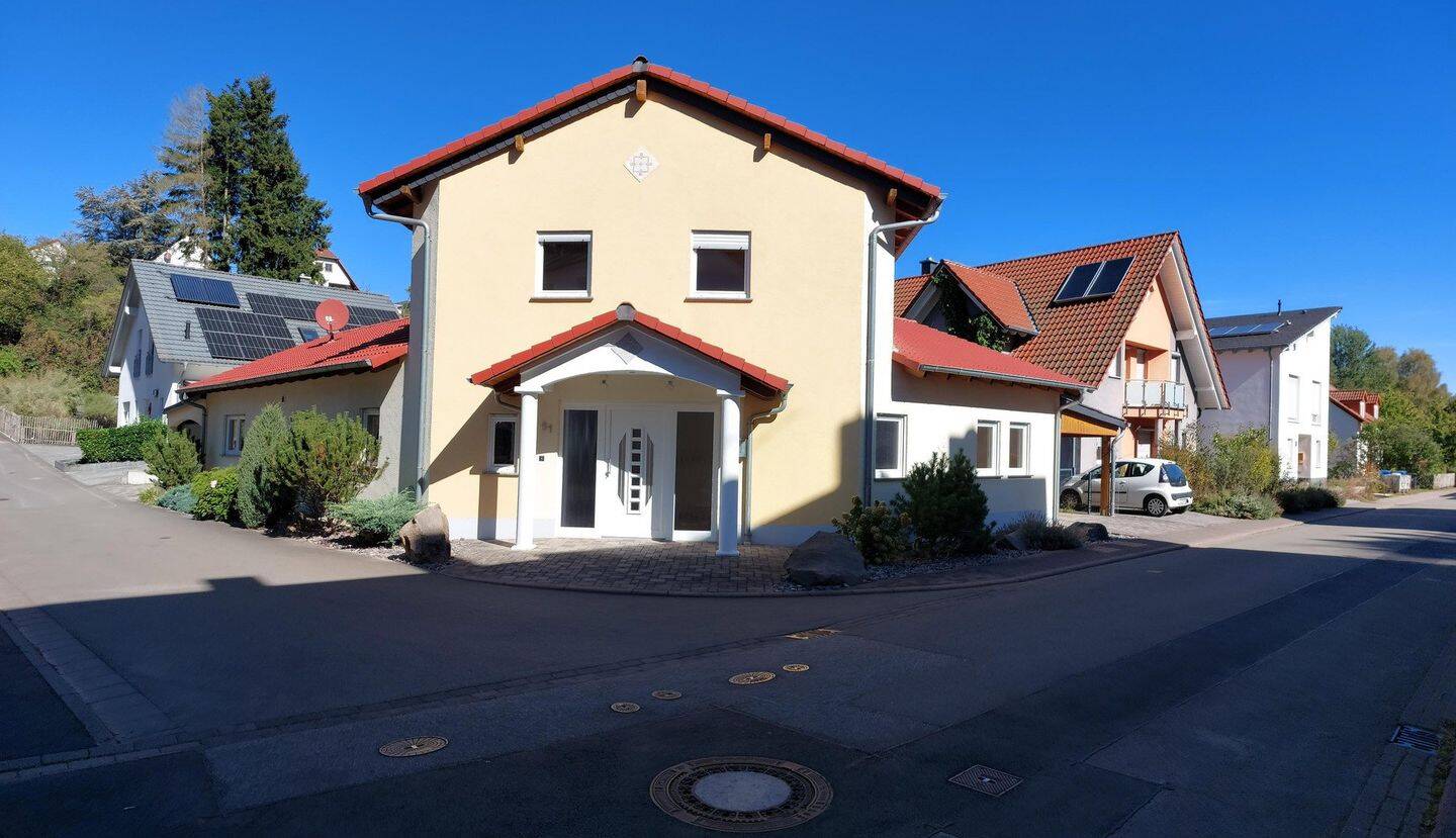Sehr schönes EFH in Hochspeyer ++TOP-Zustand++ Direkt am Pfälzerwald, 67691 Hochspeyer