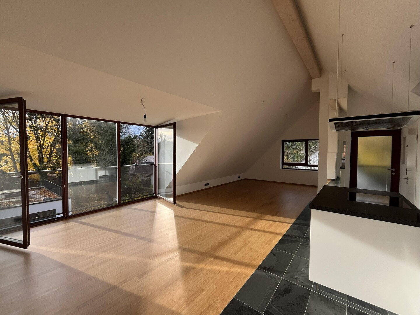 3 Zimmer DG-Wohnung lichtdurchflutete Inmitten von München-Waldtrudering, 81827 München (Ramersdorf-Perlach Trudering-Riem)