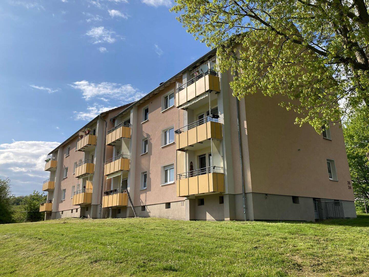 80 m² Wohnung mit Balkon und praktischer Raumaufteilung, 34298 Helsa