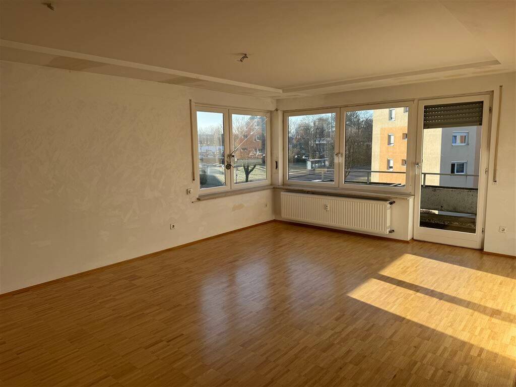 4,5 Zi.-Whg. mit Balkon u. Kfz-Stellplatz in der Nähe des Ellwanger Schulzentrums, 73479 Ellwangen (Jagst)
