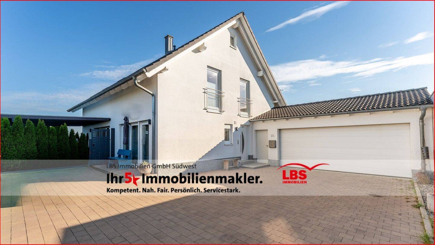 Ruhig gelegenes Einfamilienhaus – modernes Wohnen mit individuellen Nutzungsmöglichkeiten, 78554 Aldingen