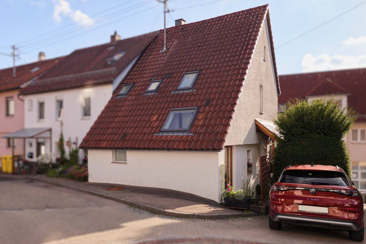 Kompakt, modernisiert und voller Möglichkeiten! 4 Zimmer auf ca. 86 m² mit optionaler Erweiterung, 71397 Leutenbach