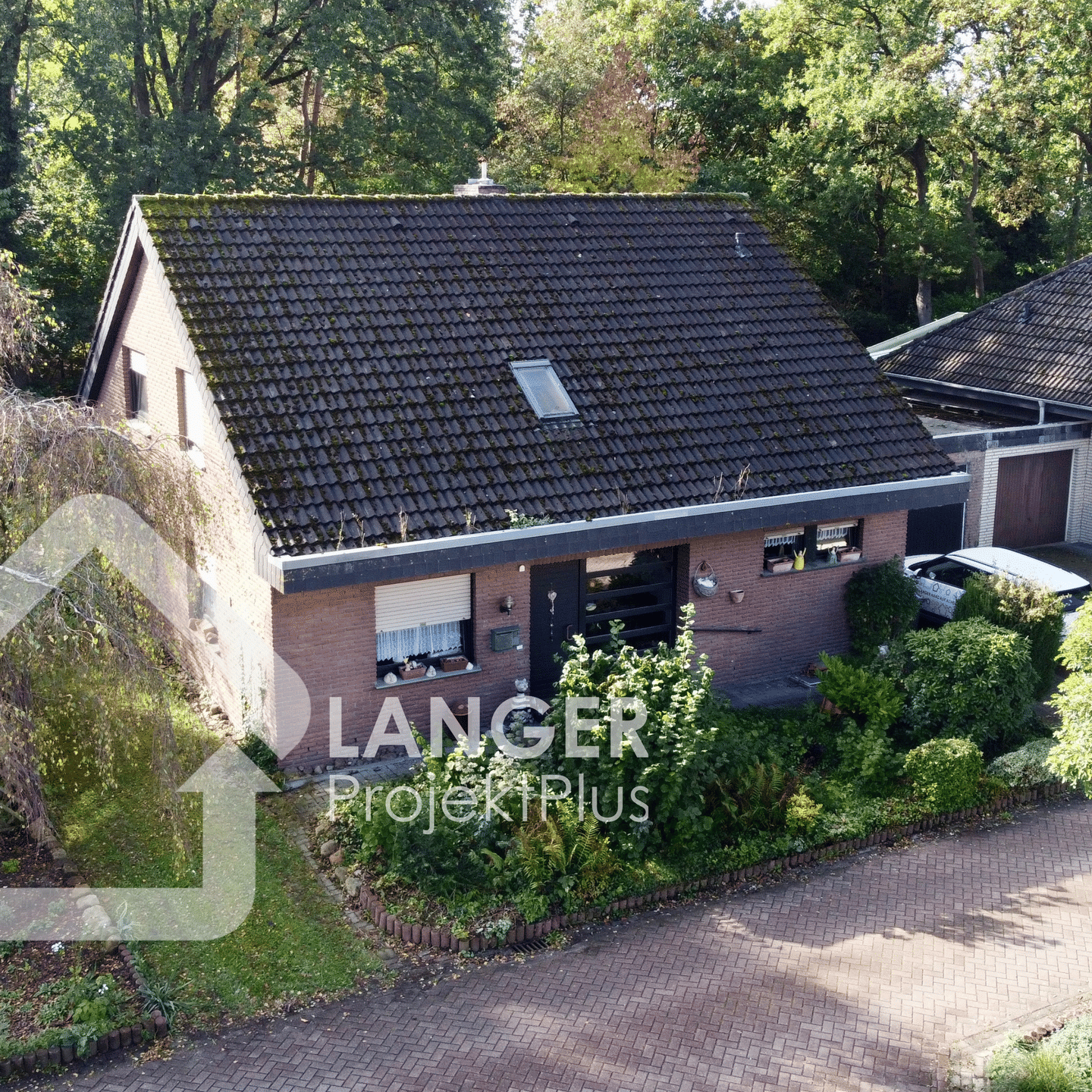 Großzügiges Einfamilienhaus in begehrter Wohnlage von Lingen-Gauerbach, 49811 Lingen (Ems)