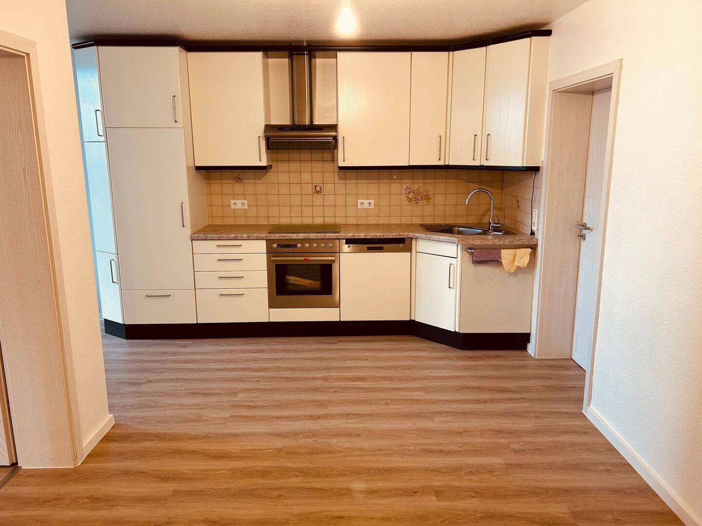3 Zimmerwohnung mit Terrasse in Pfeddersheim, 67551 Worms (Heppenheim Horchheim Pfeddersheim Weinsheim Wiesoppenheim)