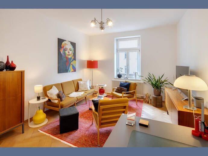 Möbliert: Individuell im Altbau, in Sendling Nähe Harras, 81371 München (Sendling Thalk. Obersendl.-Forsten-Fürstenr.-Solln)