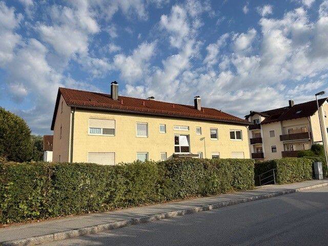 Passau-Neustift: 4 Zimmer Wohnung mit Westbalkon in zentraler Lage, 94036 Passau (Abraham Haidenhof-Nord Haidenhof-Süd Heining Kohlbruck)