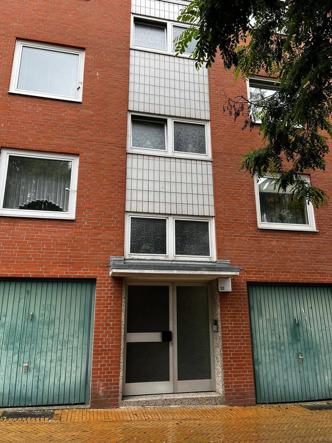 Solide 2 Zimmer Wohnung zu vermieten!, 24143 Kiel (Gaarden-Ost Gaarden-Süd)